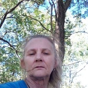 Meet your Posher, Debra